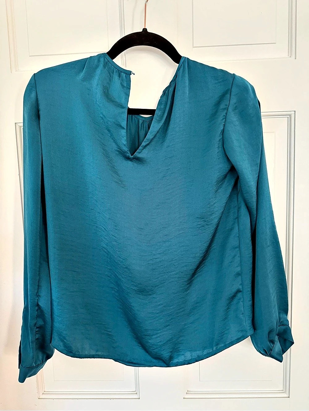 Vince Satin-Look Wrap Blouse in Blue Size 2 Like New